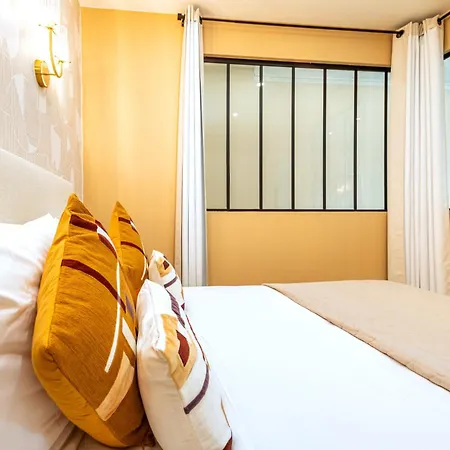 Tastefully Decorated Air-conditioned - 17 Appartamento Parigi
