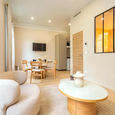 Appartamento Tastefully Decorated Air-conditioned - 17 *
